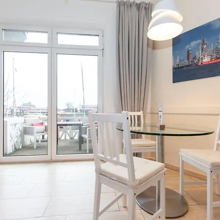 Marina 94-rechts * Cuxhaven